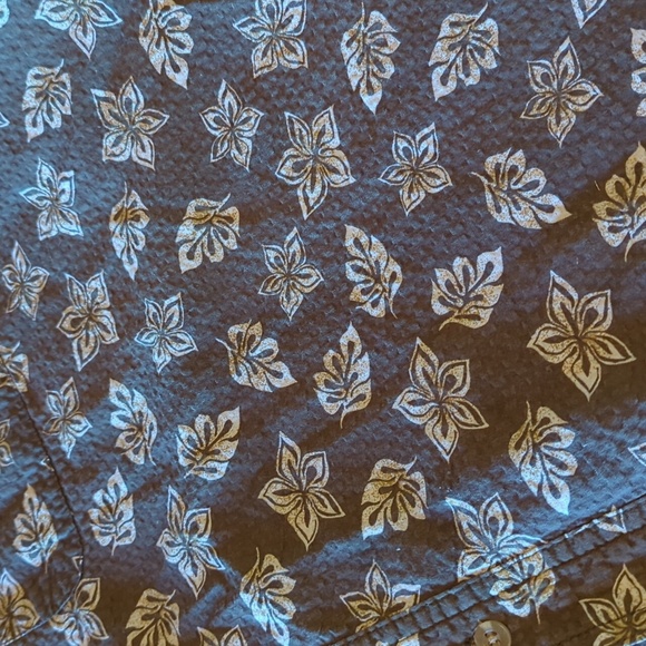 Catalina Short Sleeved Shirt. Sz XL. - Picture 3 of 11